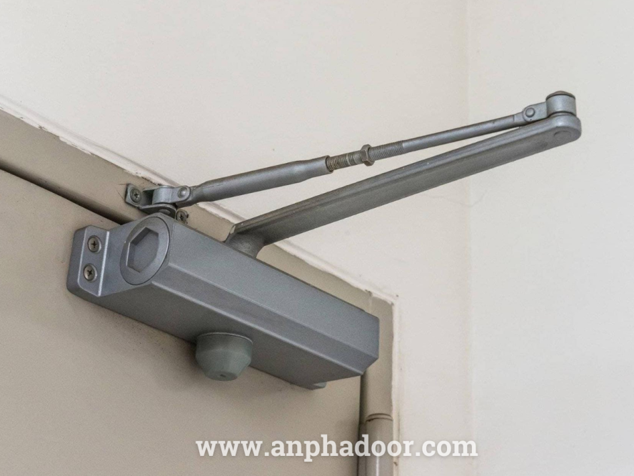 Tay Co Thủy Lực Là Gì ?